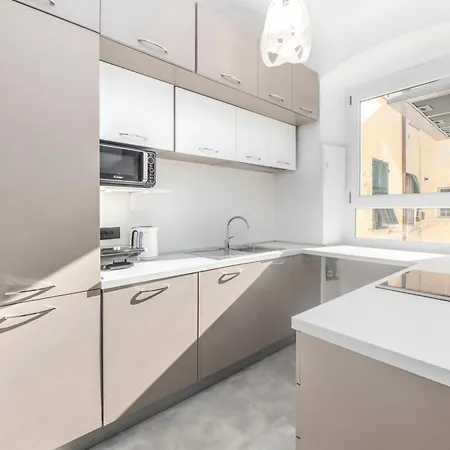 Appartamento 339 - Casa Anghinetti a 5 minuti dal centro di La Spezia *