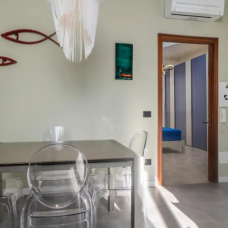 339 - Casa Anghinetti, Centro Citta 斯培西亚