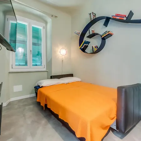 339 - Casa Anghinetti, Centro Citta 公寓 *